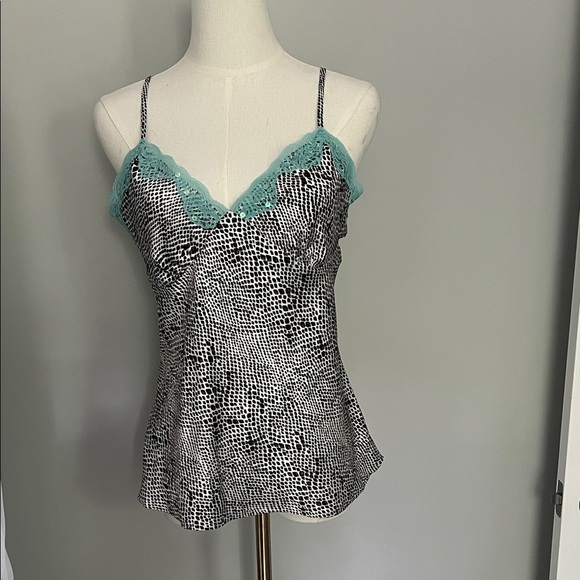 Nicole by Nicole Miller Tops - Nicole by Nicole Miller Black and White Cami with Teal Lace